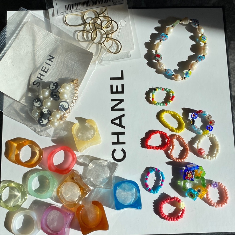 Jewelry bundle 21 RINGS 2 BRACELETS 1 PAIR EARRINGS